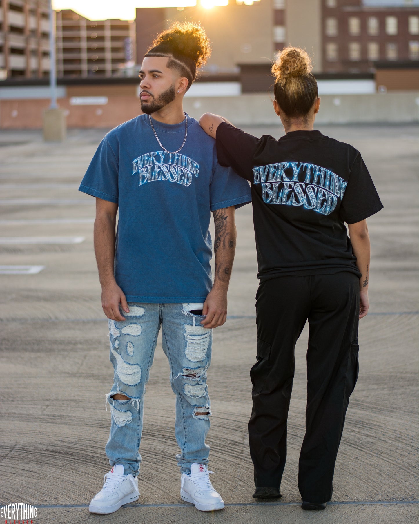 PREMIUM OVERSIZED WASHED DENIM DIAMOND LOGO T-SHIRT